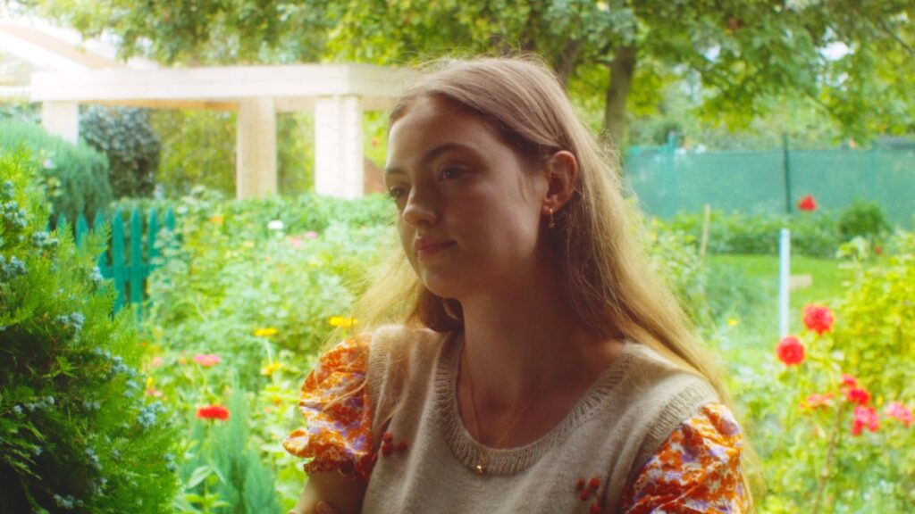 Klatka z sesji zdjęciowej dla marki Trzpiotka Jewellery